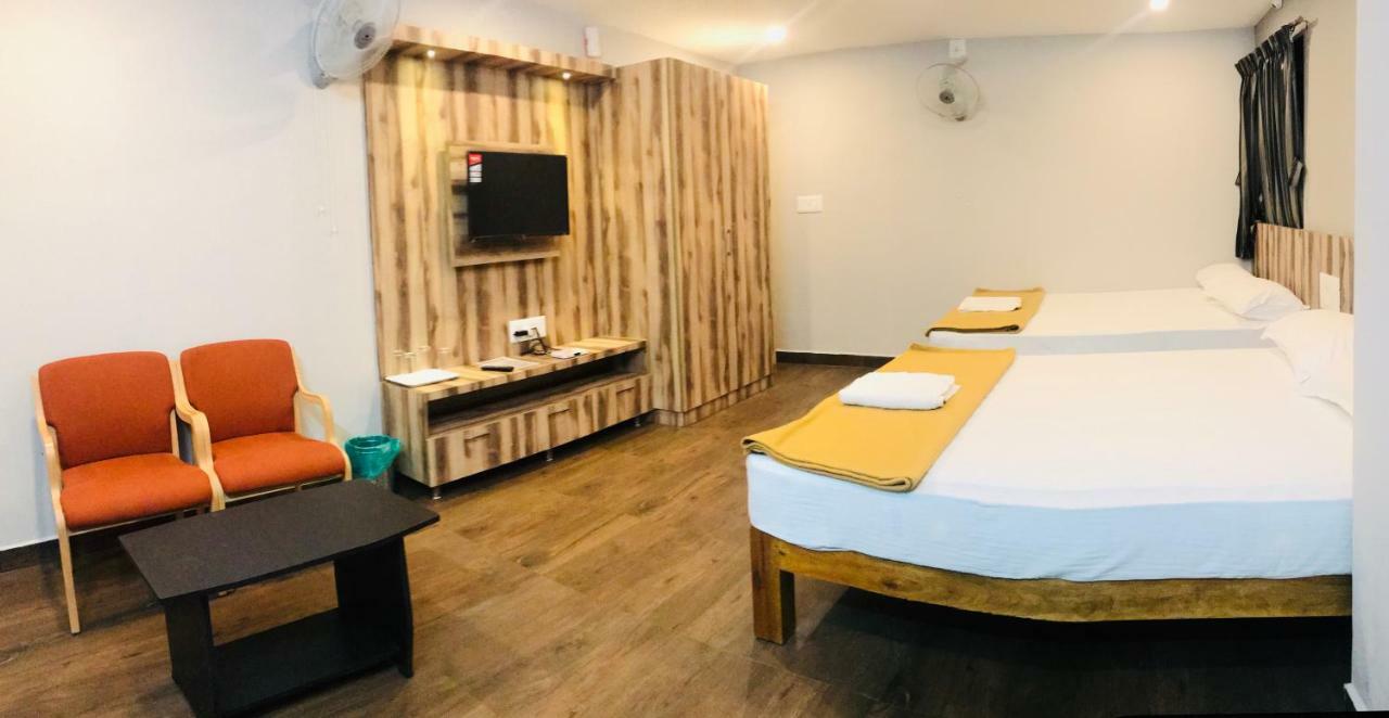 Sharada Residency Hotel Somvarpet Exterior photo