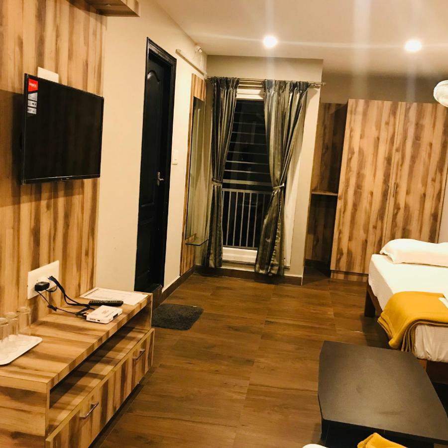 Sharada Residency Hotel Somvarpet Exterior photo